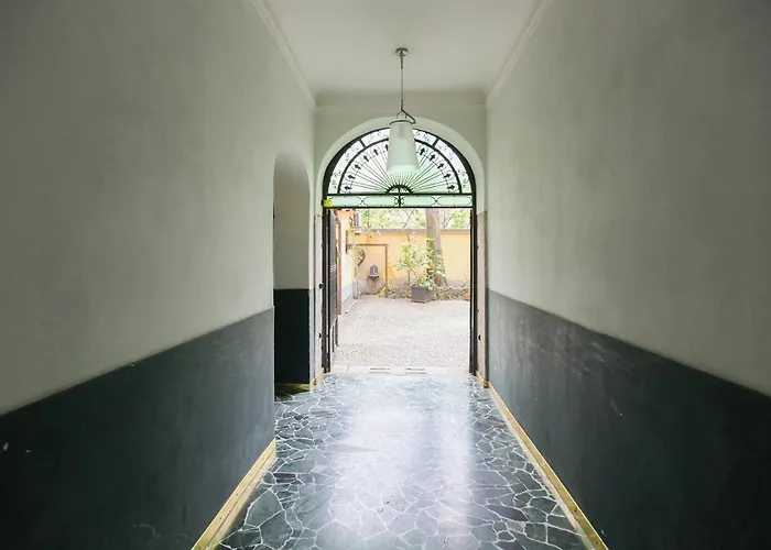 Romantic Spiga Milaan