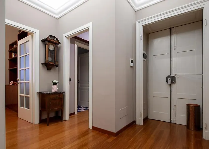 Giovio 11 - Eccellente - Spazioso -