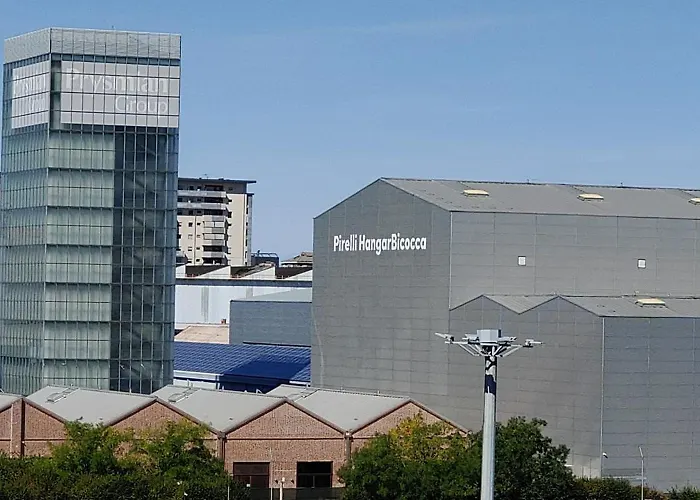 Villa4holydays - M1 Subway * Milão