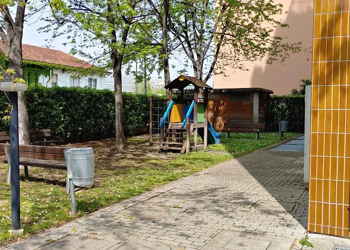 Villa4holydays - M1 Subway Milão