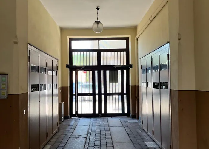 Casa Di Ringhiera Old Milano