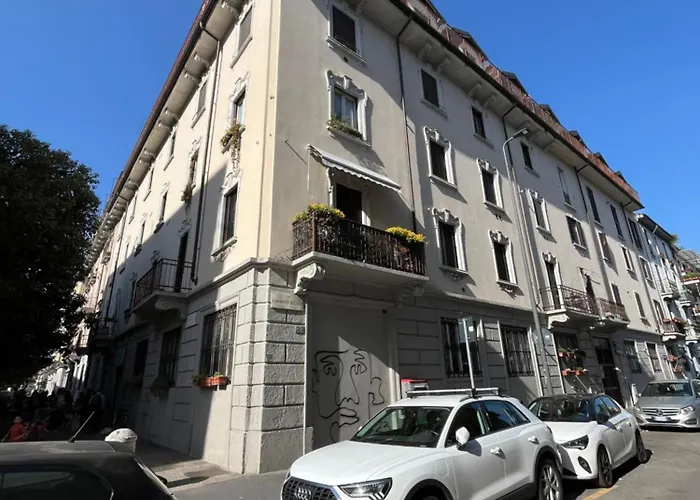 Casa Di Ringhiera Old *