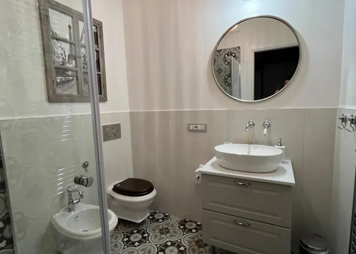 Casa Di Ringhiera Old