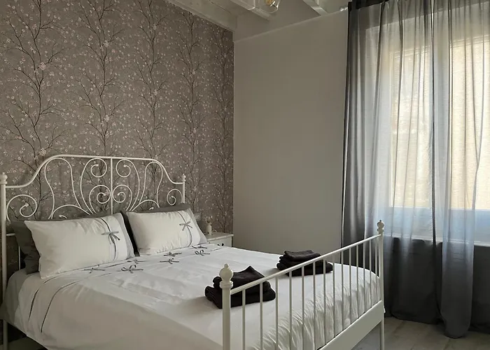 Casa Di Ringhiera Old 公寓 *