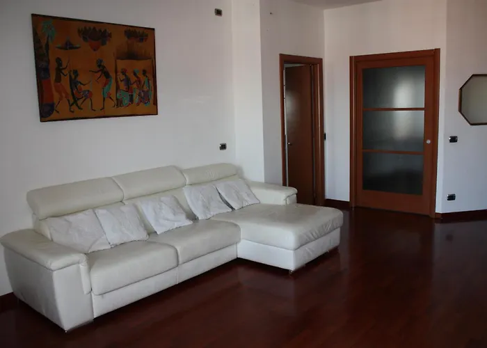 Elegante Trilocale Milan