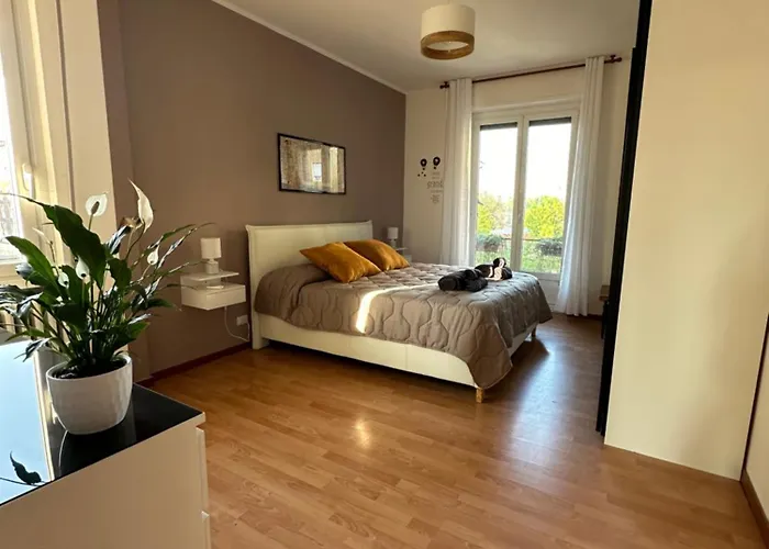 Nina' S House Apartman