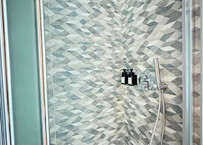 Nina' S House Apartman *