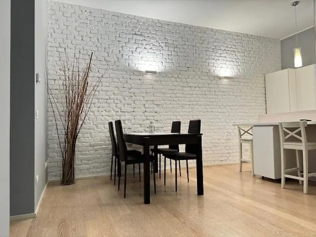 Isola Porta Nuova Apartmán *