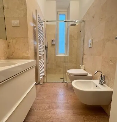 Isola Porta Nuova * Milán