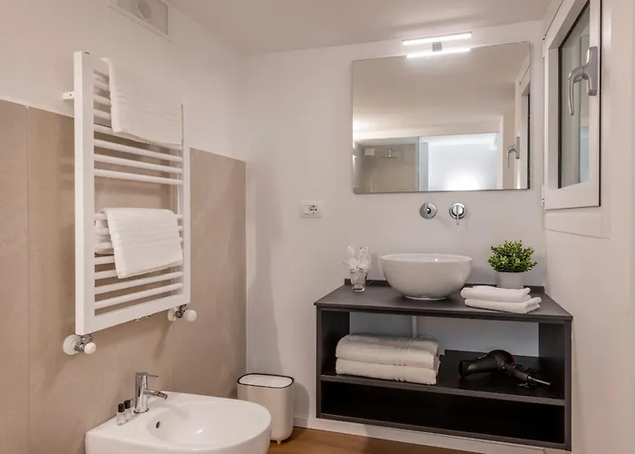 Maison d'hôtes Bnbutler - Inbrera - Giulianova, 1 3*