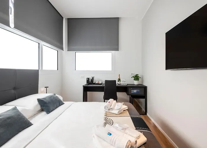 Maison d'hôtes Bnbutler - Inbrera - Giulianova, 1 3*