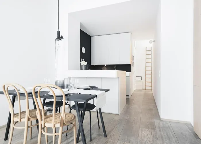 Easylife - - Corso Garibaldi 44 - Brera Milão