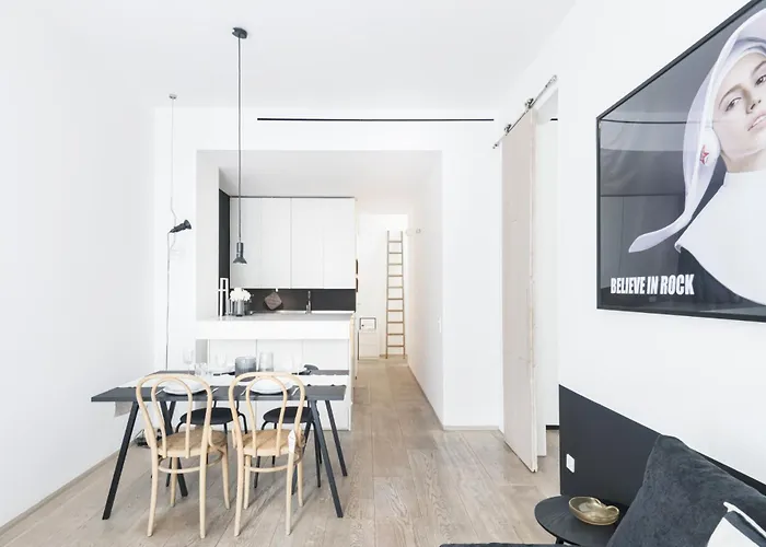 Easylife - - Corso Garibaldi 44 - Brera *