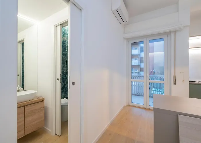 Xenia - Renovated In Navigli Area *