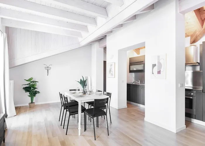 Easylife - Gioiello Con Ampio Balcone Panoramico In Porta Ticinese Appartamento
