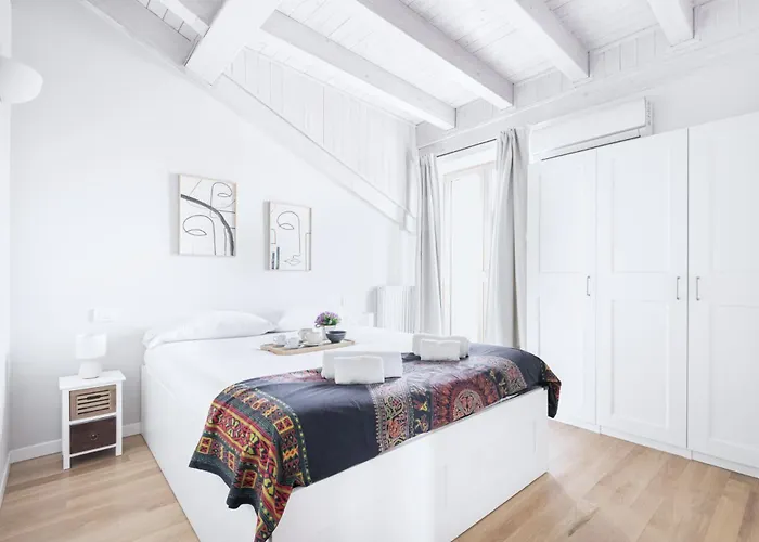 Apartment Easylife - - Italia 68 P5 - Porta Ticinese Milan