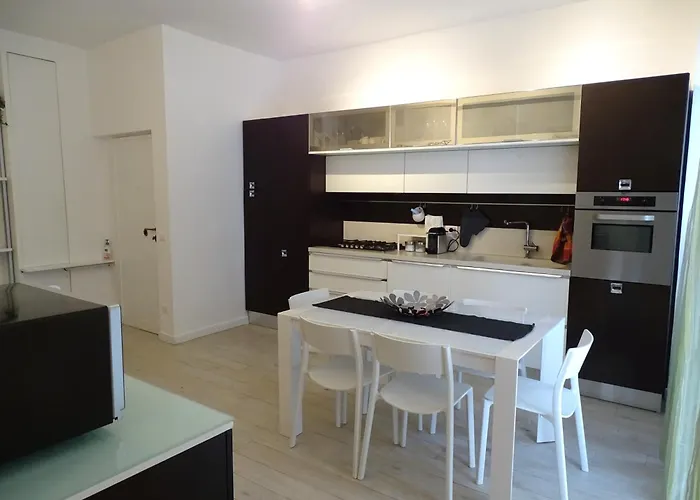 Lejlighed Design & Fashion District Milano