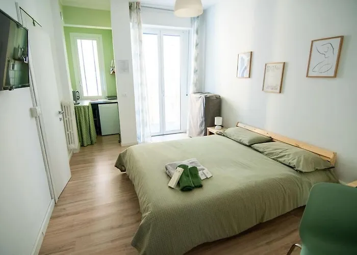 15min To Downtown Cozy Escape In