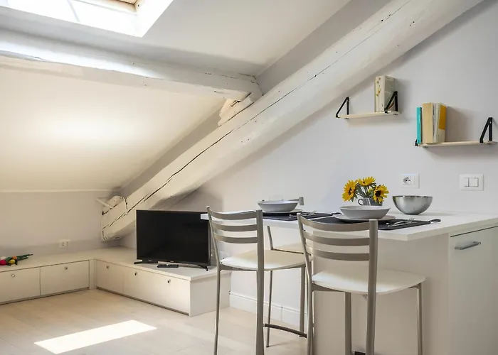 Ferrucci 1 Bedroom Attic In By Halldis