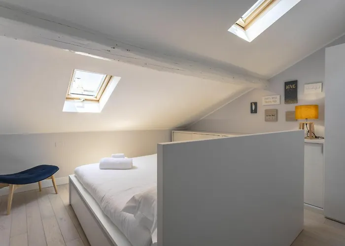 Ferrucci 1 Bedroom Attic In By Halldis