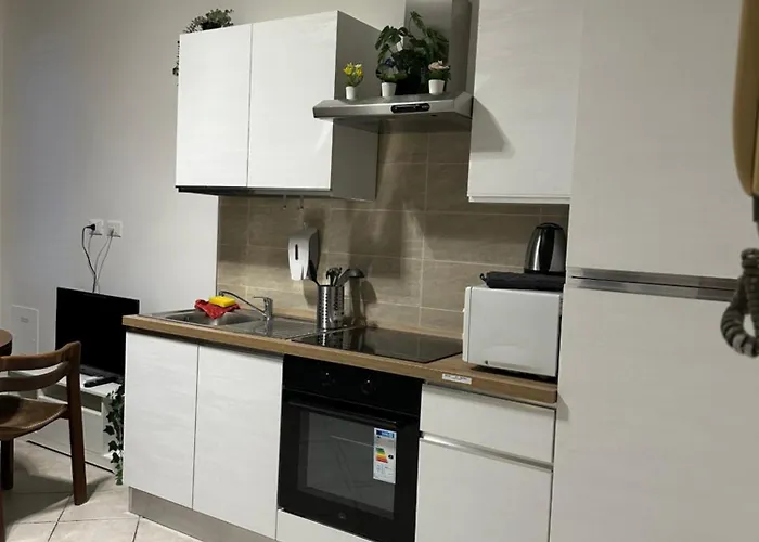 Precotto M1 - Jcube Hotellerie Apartman *