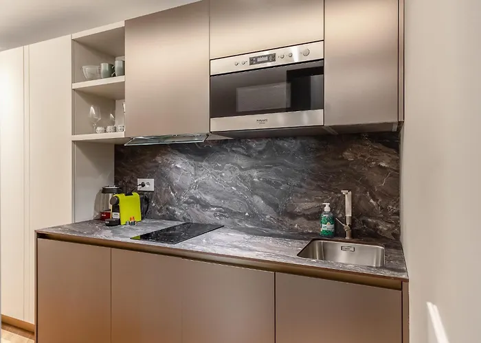 Διαμέρισμα Luxury Skyview - Citylife - Mico *