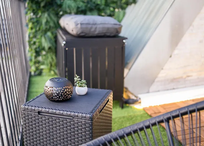 Luxury Skyview - Citylife - Mico