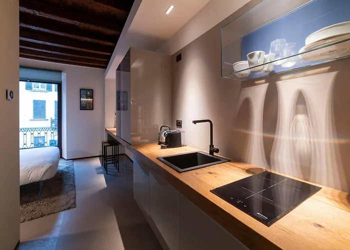 San Gottardo 19 Milan