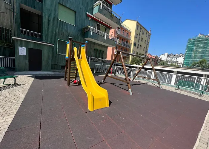 Happy House * מילאנו