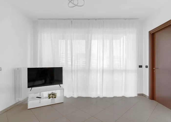 Santa Giulia - Futurismo 17 Apartament Mediolan