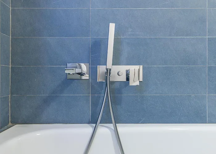 Cortivo - Piola 8 - Metro * Milán