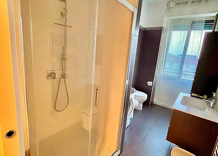 Sunny's House דירה