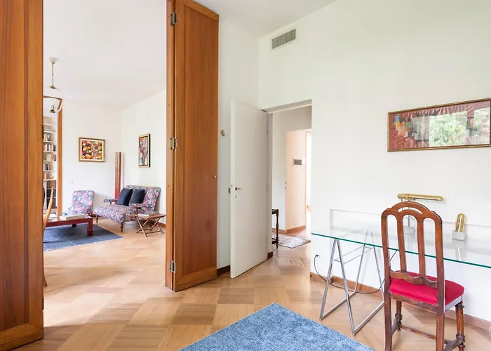 公寓 Classy Heritage Home, Center, 7 Guests