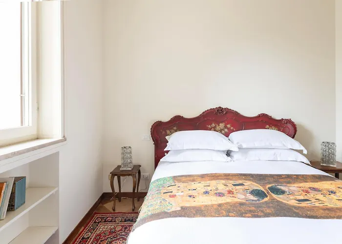 公寓 Classy Heritage Home, Center, 7 Guests *