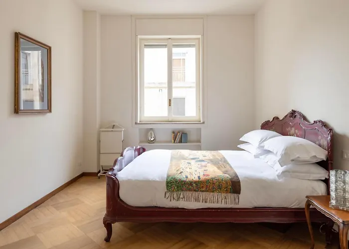 Apartment Classy Heritage Home, Center, 7 Guests *