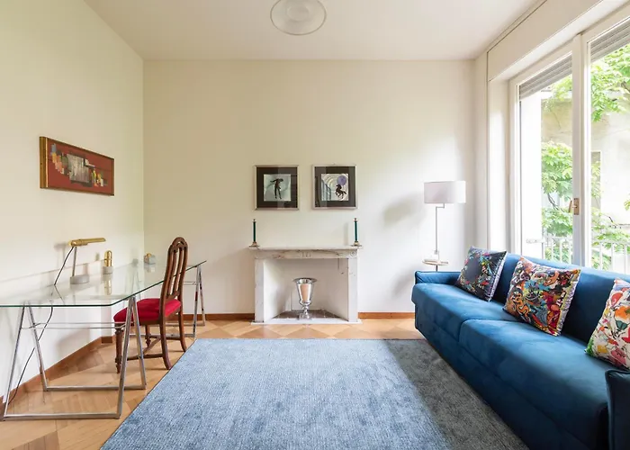 Classy Heritage Home, Center, 7 Guests *