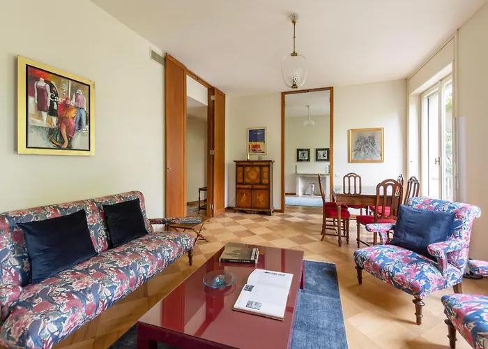 Classy Heritage Home, Center, 7 Guests * Milan