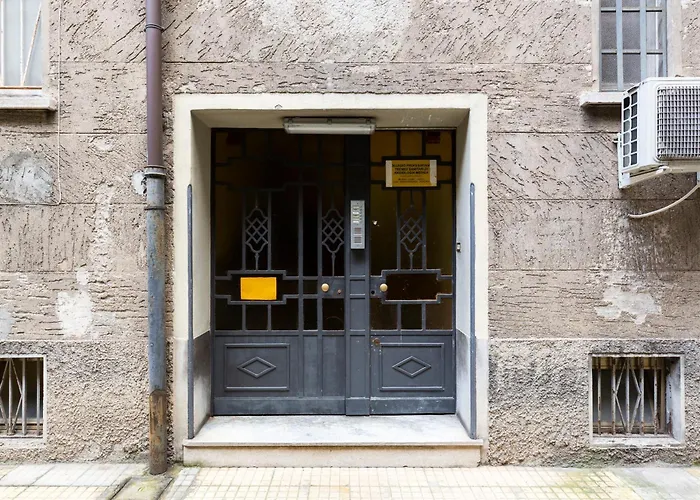 Titty House - Crocetta Milan