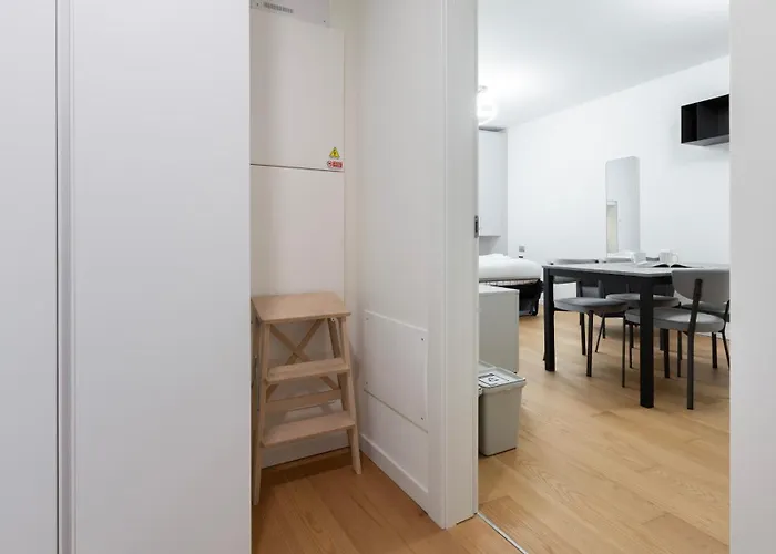 Italianway - Aspromonte 15 Milánó