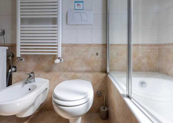 Italianway Easy - Sismondi 74 *