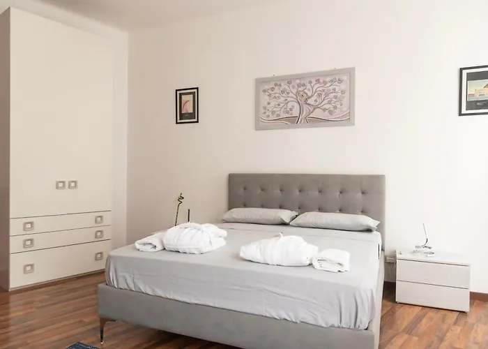 Casa Renoir 5 Minuti Da Duomo *