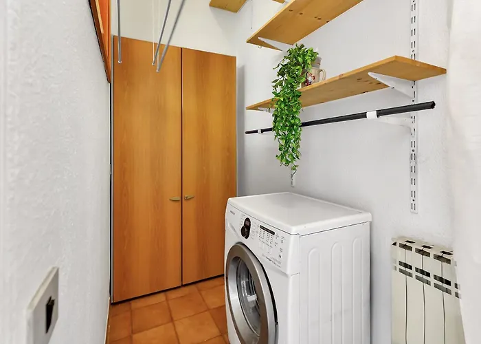 Charming And Large - 4 People - Fiera & Duomo * Милан