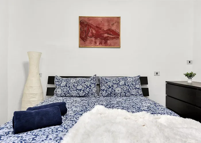 Charming And Large - 4 People - Fiera & Duomo *