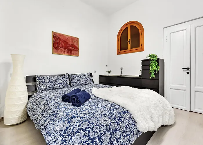 Charming And Large - 4 People - Fiera & Duomo