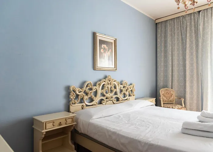 Casa Dali Via Venezian 14 * Milano