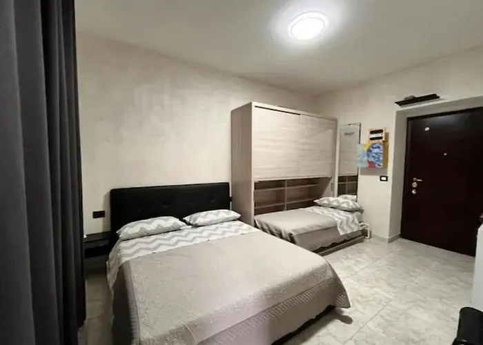 Station Flat Милан