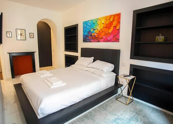 Porta Venezia - Design Con Balcone - 55mq Appartamento Milano