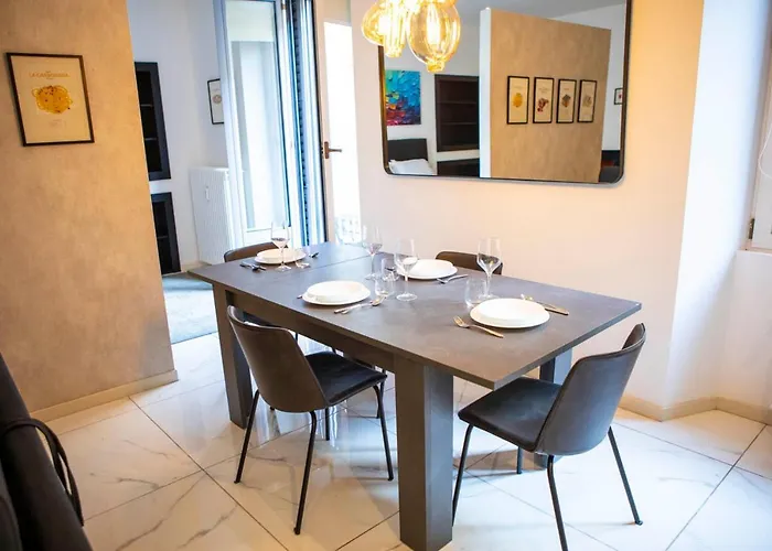 Appartamento Porta Venezia - Design Con Balcone - 55mq