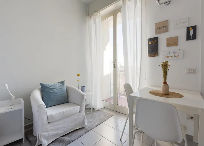 Guesthost - Bande Nere Mm1 With Balcony *