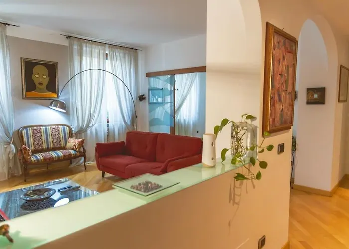 Ampia Oasi A Porta Venezia: Casa In Centro Apartmán